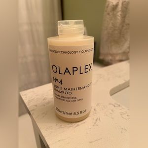 Olaplex No.4 Bond Maintenance Shampoo